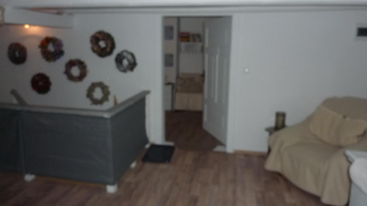 Kowalowka Apartman Mirsk Kültér fotó