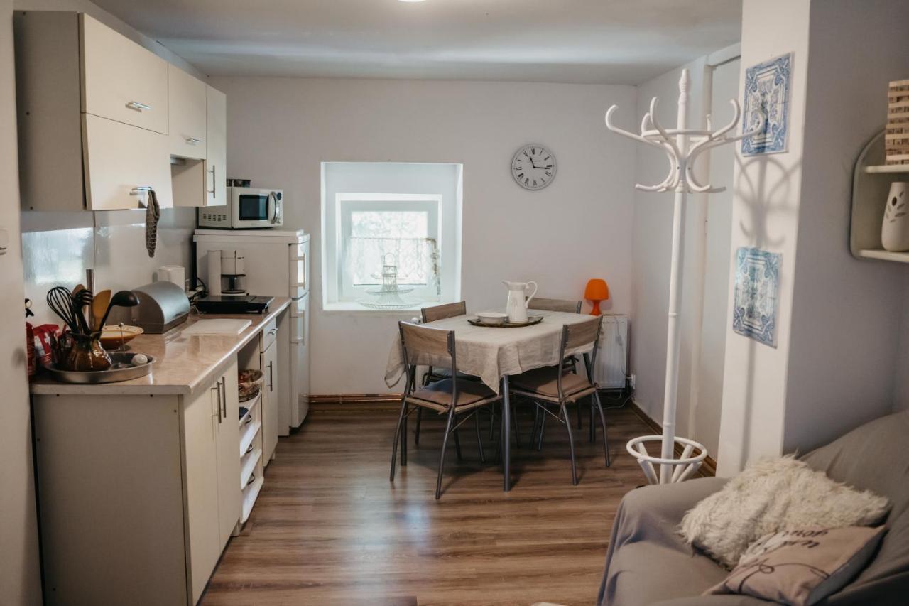 Kowalowka Apartman Mirsk Kültér fotó